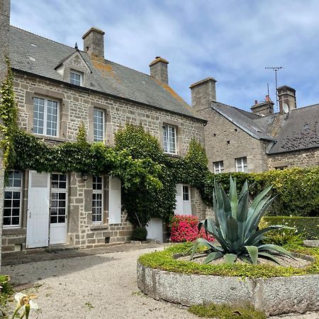 Le Conquerant - Chambres Meublees - Barfleur Esterno foto